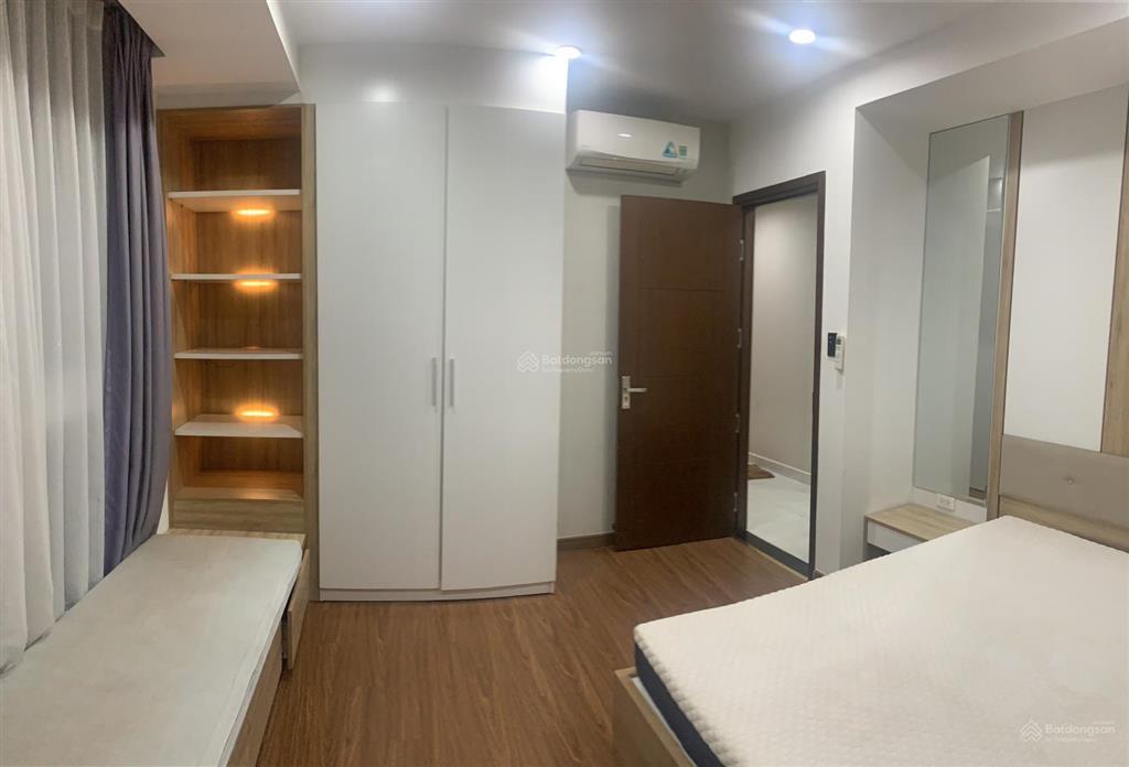Cần cho thuê căn hộ 3pn 2wc nhà mới 0909 920 ***