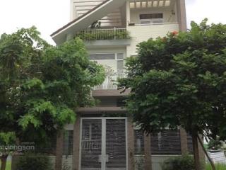 Bán villa khu compound thảo điền giá bán rẻ hơn 30% căn cùng vị trí  dt hơn 500m2 góc 2 mặt tiền