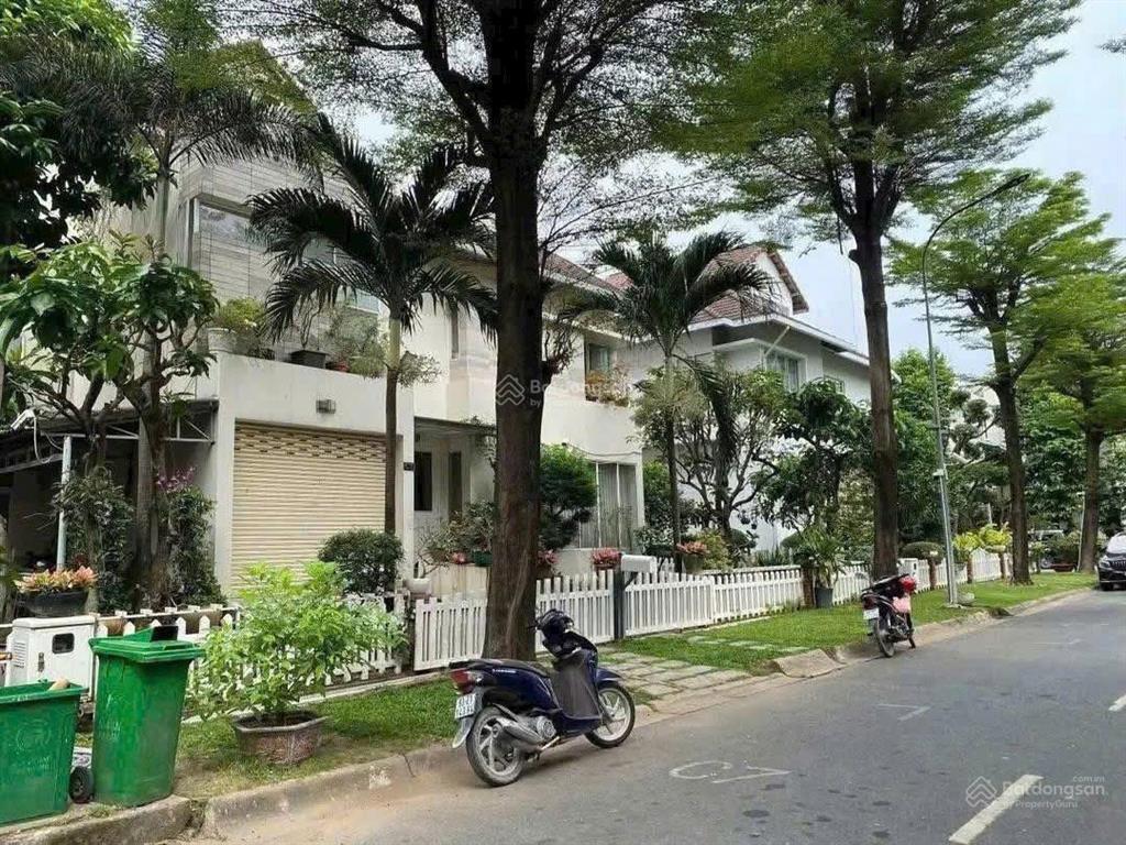 Sở hữu biệt thự lan anh village quận 2  khu vip ven sông  có bến du thuyền, sổ hồng riêng!