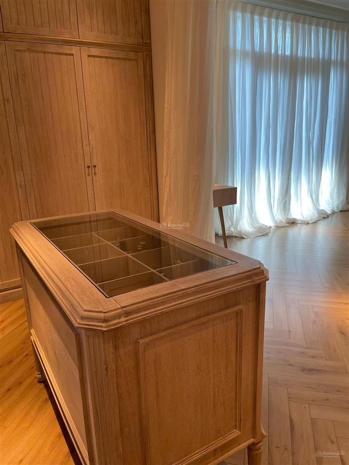 Bán biệt thự 4pn, 4wc, 305m2 tại nguyễn văn hưởng, thảo điền, q2, hcm, 115 tỷ