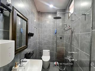 Lạc long quân 5,3x11.5m+4lầu đúc hẻm xe hơi sổ hồng chủ cho khách mua vay bank 8t giá bán thấp 9,9t