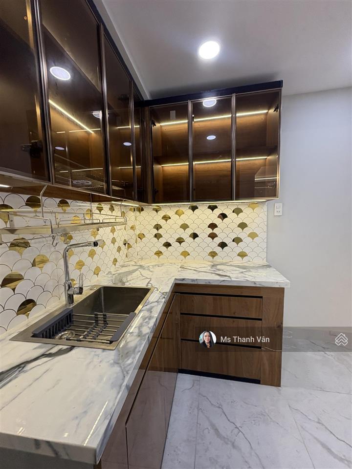 Chủ nhà 321 phạm văn chí giảm 5tỷ950 ngay chợ lớn dt tổng gần 180m2 có 4 lầu 5pn nhà mới 0938 295 ***
