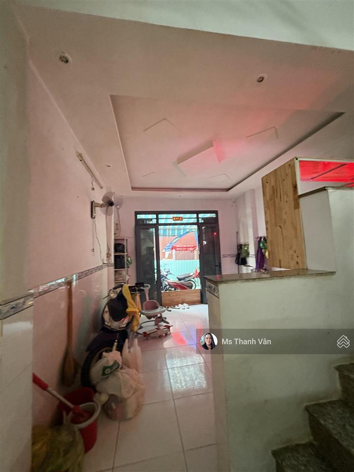 Chính chủ bán gấp nhà 231 bình tiên q6 dt đất 41m2 1 lầu nhà nở hậu sổ riêng 0938 295 *** nhận ở liên
