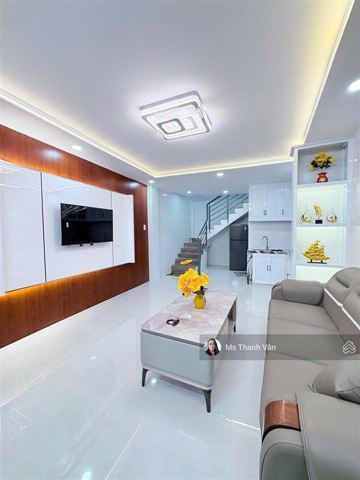 Chủ bán nhanh 3,850 tỷ nhà tt q11 llq 1t 1l 2pn 2wc nhà mới đẹp thật ở ngay xem video 0938 295 ***