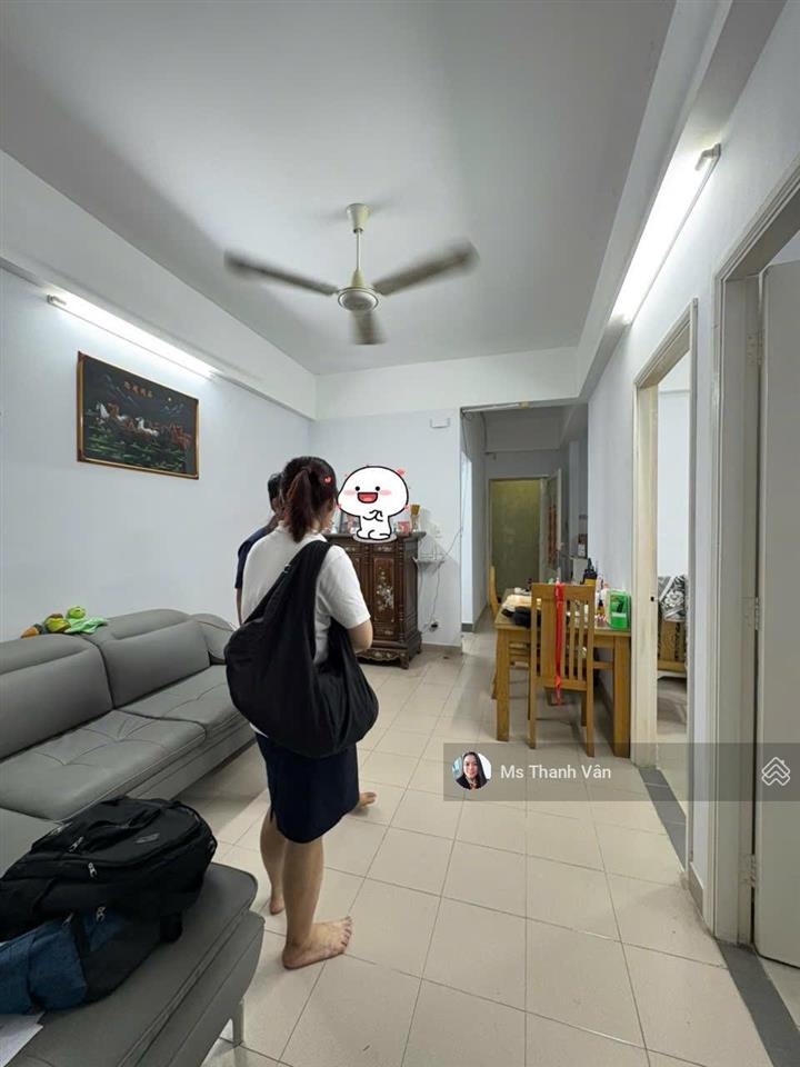 Chính chủ bán chung cư phú thọ có sổ hồng 3ty820 rẻ khu nhà mới sạch ở liền ko hổ trợ vay bán