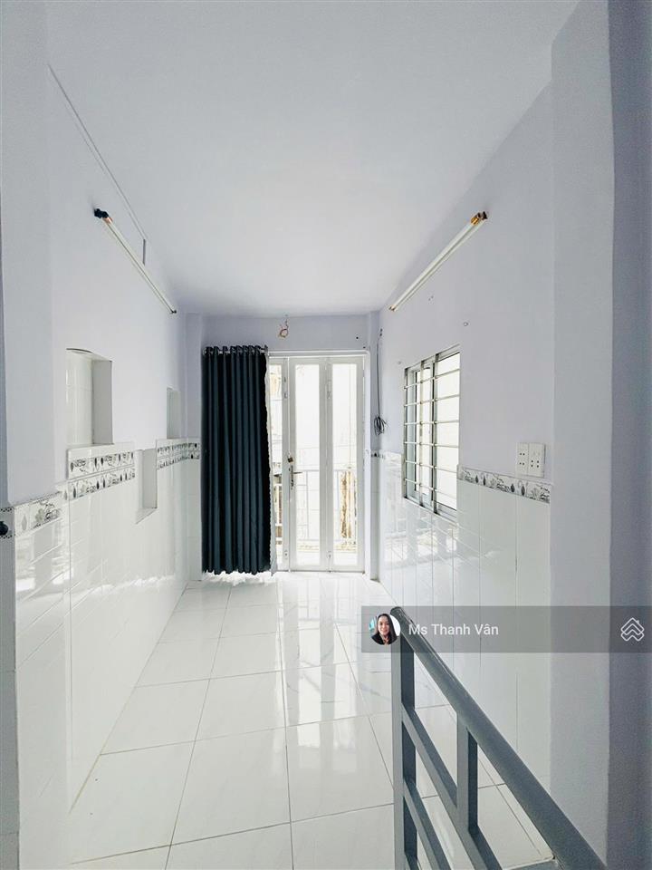 Nhà riêng p.7,q.6, zá 1,75 tỷ,10m2+1 lầu 15m2,bancong, giá thật nhà thật nếu chê thì mua c/cưshr