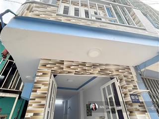 Bán nhà chính chủ 1ty699 trueu có sổ hồng vay đc 500 triệu nhà 1 lầu nhà mới sơn 2x5m có bancon rộn