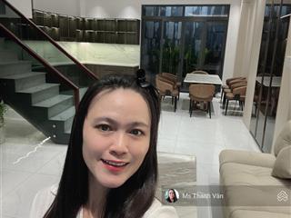 Chính chủ bán nhà sân rộng phạm văn chí 6ty750 nhà đẹp kiểu châu âu ở liền sổ hồng riêng 0938 295 ***