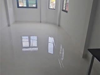 Chủ cho thuê 17trieu nhà căn góc 2mt bình tiên hẻm xe tải nhà mới xây ở liền 0938 295 *** tiện kd ở