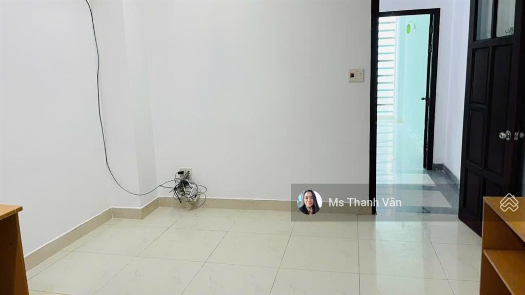 Chủ cho thuê 17 triệu toà nhà văn phòng q6 1 trệt 5 lầu ngang 4x16m cách 2 căn ra mt phạm văn chí