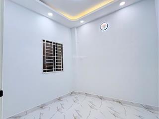 Chủ bán nhà trung tâm q11 lạc long quân 3ty750 ở liền khách ơi 3,7x9m 1 lầu thui mới lém 0938 295 ***
