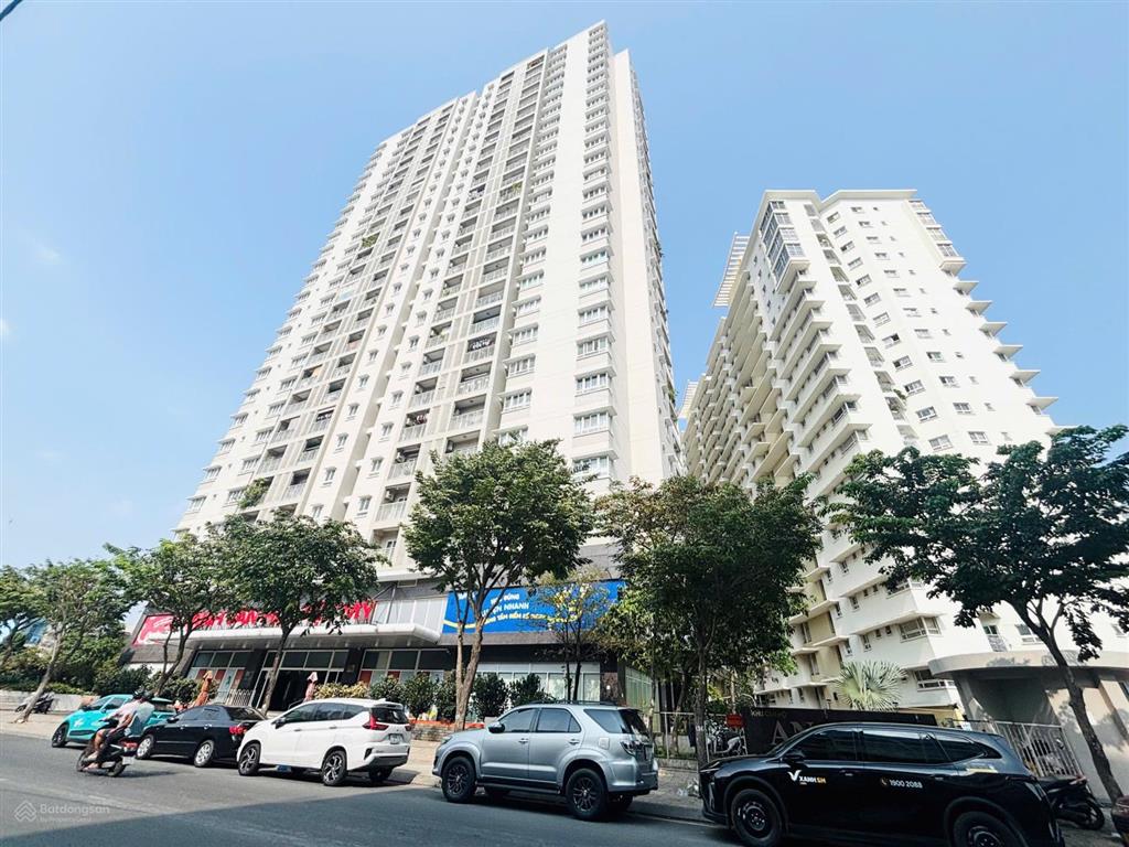 Chinhchủ bán lẹ về quê 4,2tỷ căn 86m2 căn hộ an phú hậu giang q6 ngay chợ lớn đẹp nhà đẹp có sổ