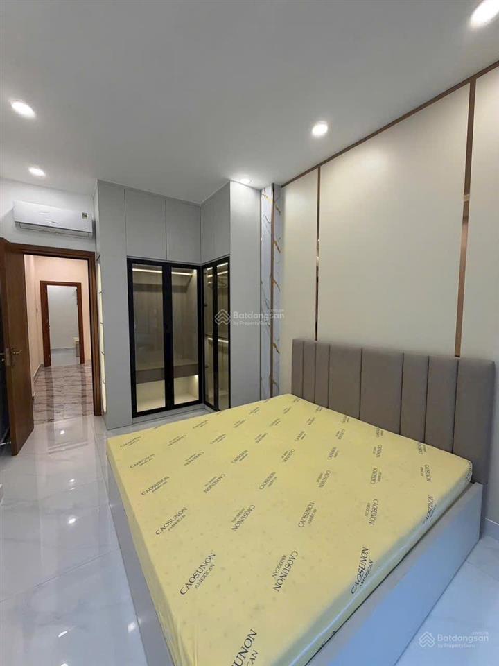 Chủ bán gấp 5.9ty sổ hồng nhà 4 lầu phạm văn chí q6 hẻm xe hơi thông ngay siu thị satra 0938 295 ***