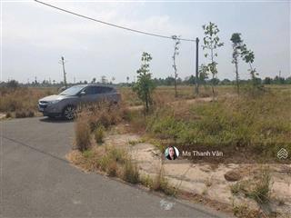 Chính chủ bán full thổ cư 5x16,5m sổ hồng cc liền cách tphcm chợ 8km đi lên q5 mất 20km đất đẹp
