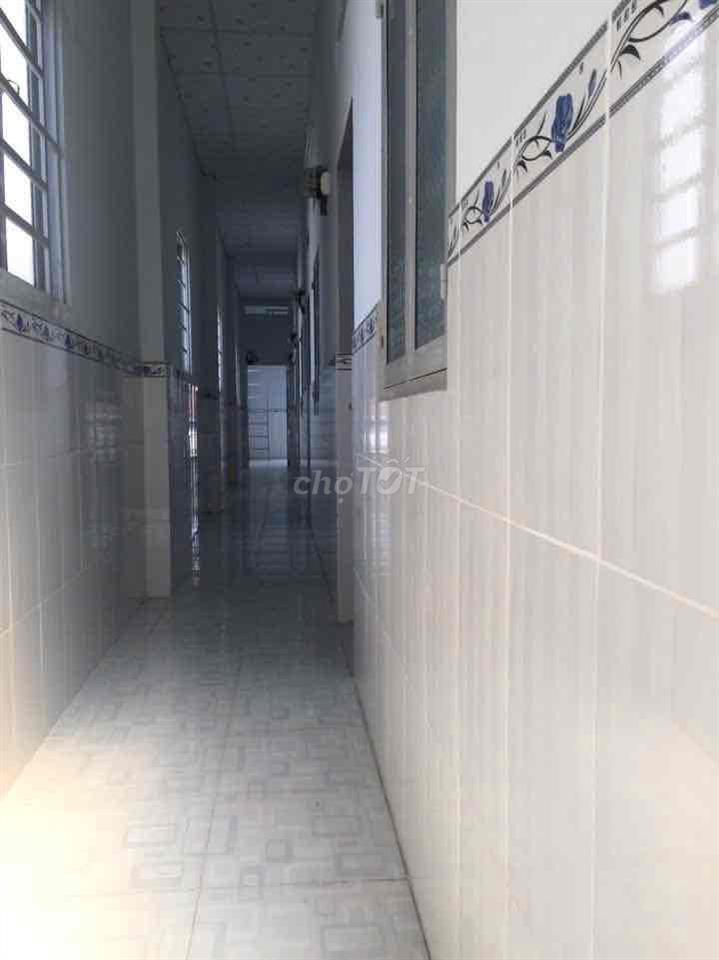 chính chủ cần bán nhà hẻm 2 sẹc, 1 trệt 1 lầu có 10phòng trọ
