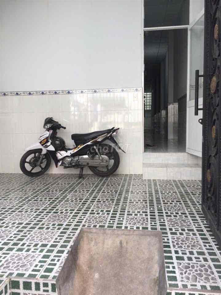 chính chủ cần bán nhà hẻm 2 sẹc, 1 trệt 1 lầu có 10phòng trọ