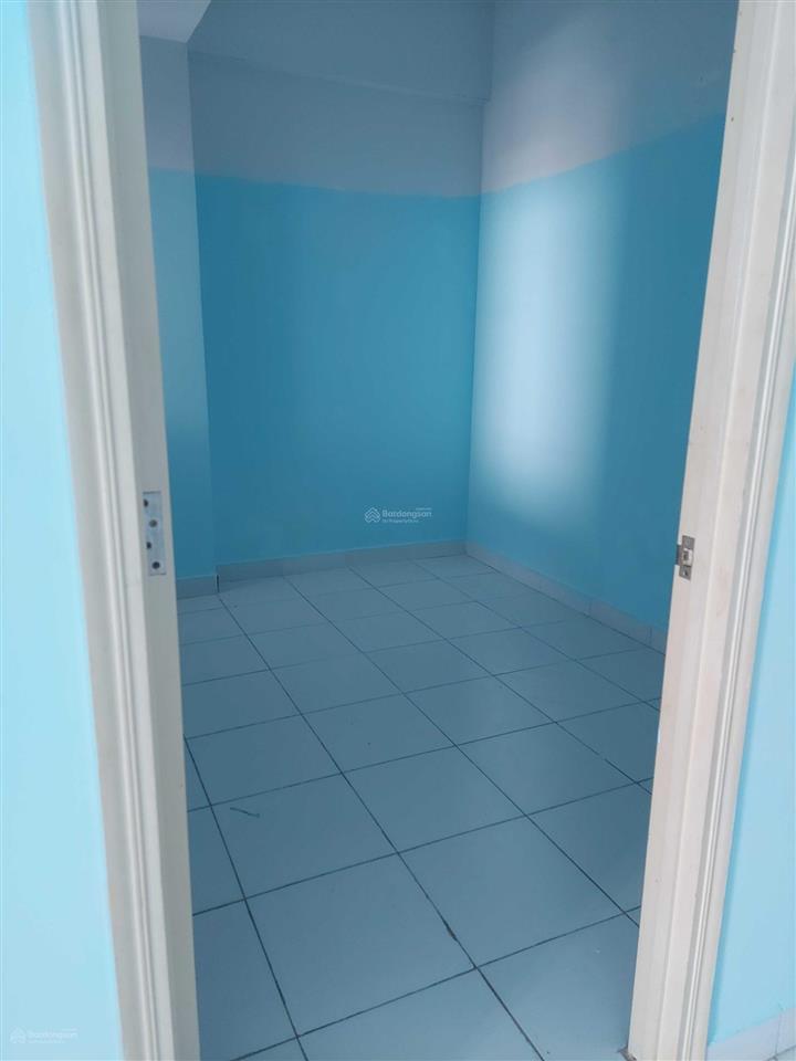 Cho thuê căn hộ hqc 54m2 có 2pn đủ nội thất 4tr5. ngay chợ bình điền q8, đi q7 hết 15p.