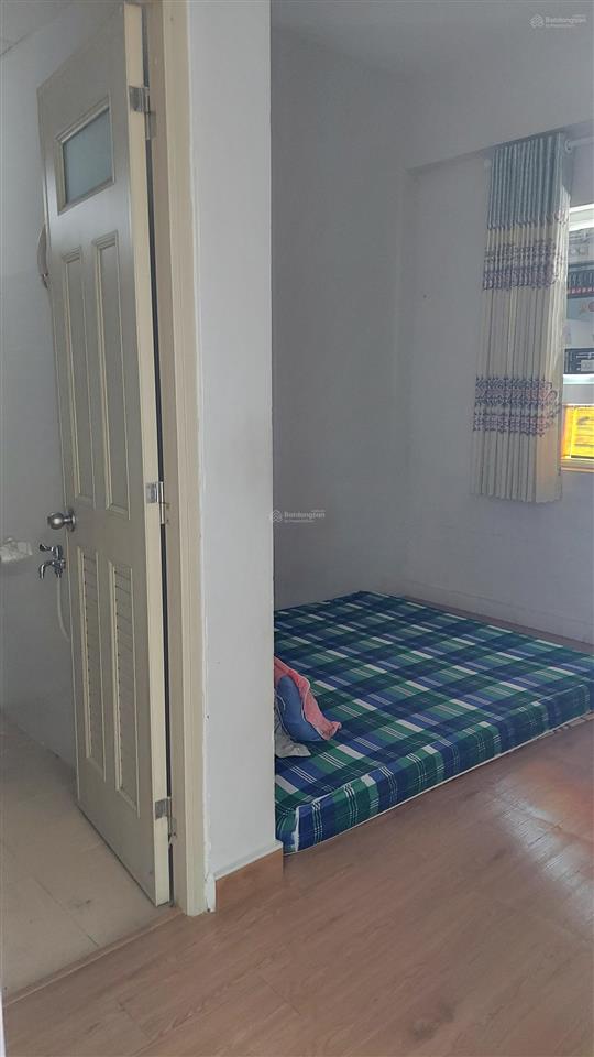 Cho thuê căn hộ hqc 54m2 có 2pn đủ nội thất 4tr5. ngay chợ bình điền q8, đi q7 hết 15p.