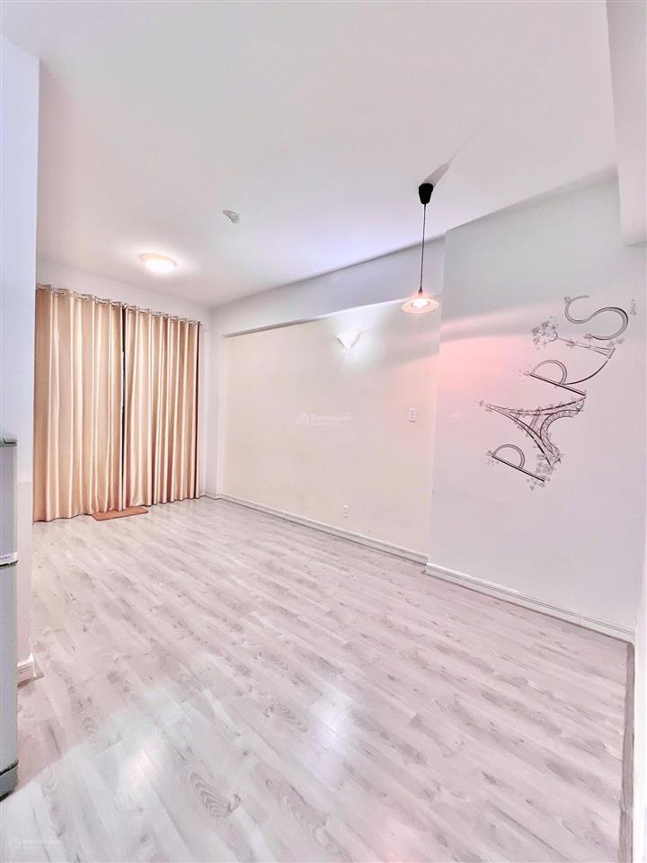 Bán gấp căn hộ hqc plaza 54m2 1tỷ5 nhà mới, ngay chợ bình điền q8, mt ng v linh. cách q1 chỉ 20p