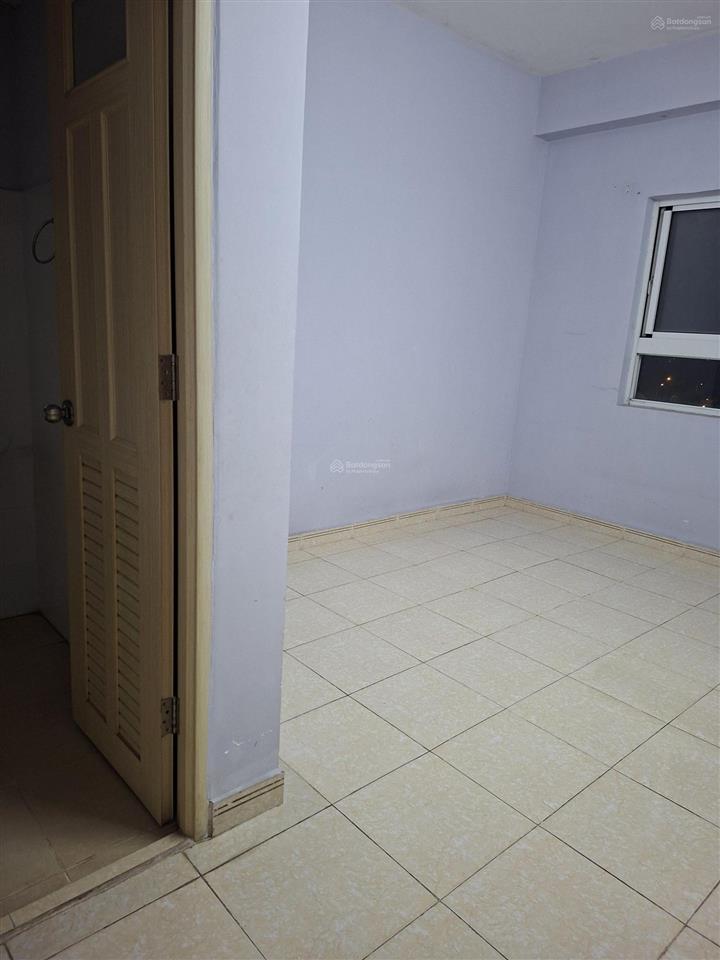 Bán gấp căn hộ hqc plaza sổ hồng 62m2, 2pn ngay chợ bình điền q8, mt nguyễn văn linh.