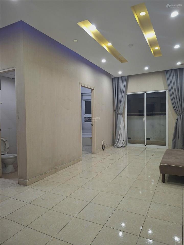 Bán căn hộ 69m2, góc 1ty4 2pn, c/c hqc plaza cách q1 chỉ 25p. ngay chợ bình điền q8. sổ lâu dài