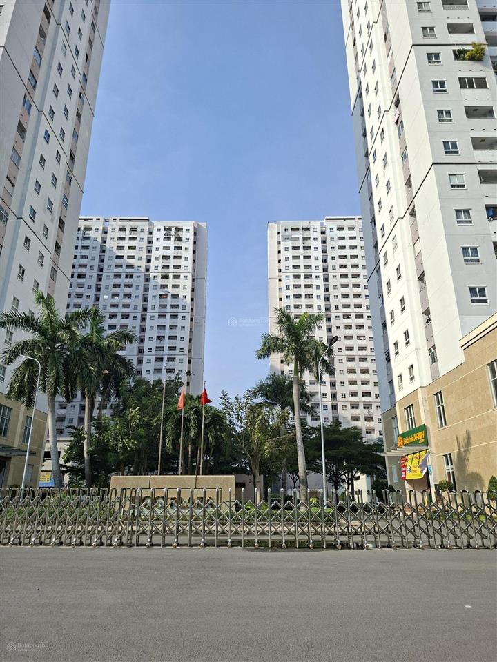 Bán gấp căn hộ 69m2 góc, 2pn 1tỷ7 sổ hồng, cc hqc plaza ngay chợ bình điền, q8. đi q1 hết 20p