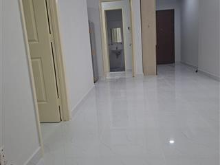 Bán gấp căn hộ 69m2 góc, 2pn 1tỷ650 sổ hồng, c/c hqc plaza ngay chợ bình điền, q8. đi q1 hết 20p
