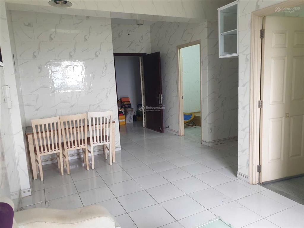 Bán gấp căn hộ 69m2 góc, 2pn 1 tỷ 7 sổ hồng, cc hqc plaza ngay chợ bình điền, q8. đi q1 hết 20 phút