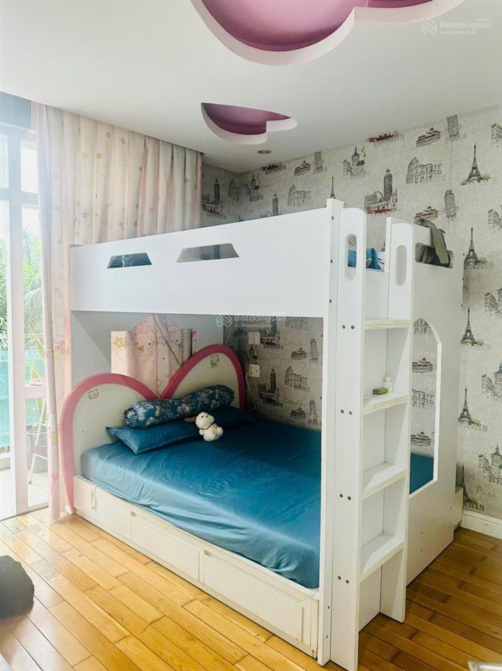 Cần bán gấp căn 2pn có ban công phòng khách himlam riverside, view thoáng mát, xanh