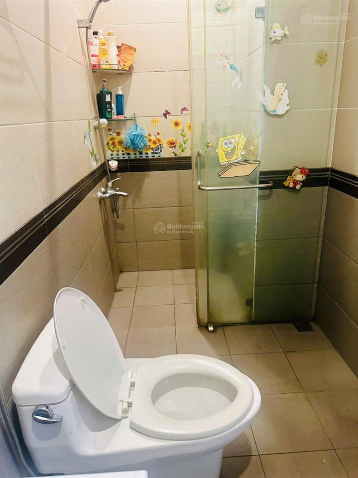 Cần bán gấp căn 2pn có ban công phòng khách himlam riverside, view thoáng mát, xanh