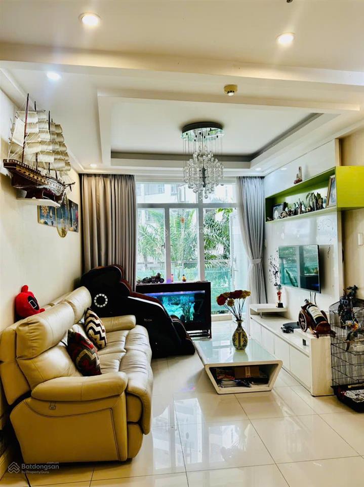 Cần bán gấp căn 2pn có ban công phòng khách himlam riverside, view thoáng mát, xanh