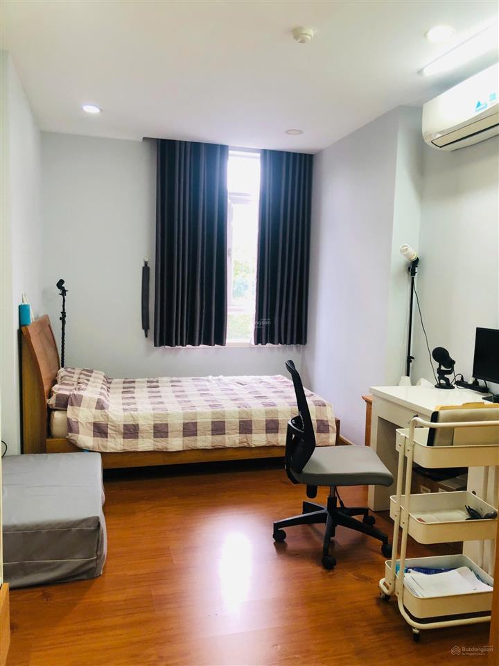Cần bán gấp căn 1pn1wc himlam riverside, tân hưng, q7 đầy đủ nội thất, hướng đông nam mát.