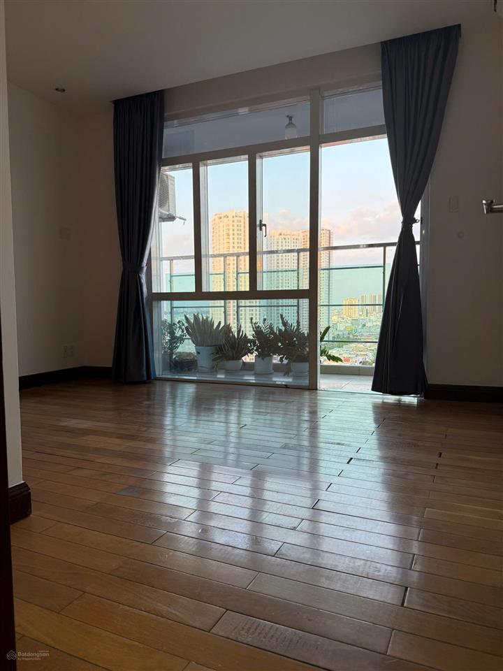 Bán căn hộ him lam riverside quận 7 102m2 2pn+1 view pháo hoa quận 1 đẹp hướng đông nam mát