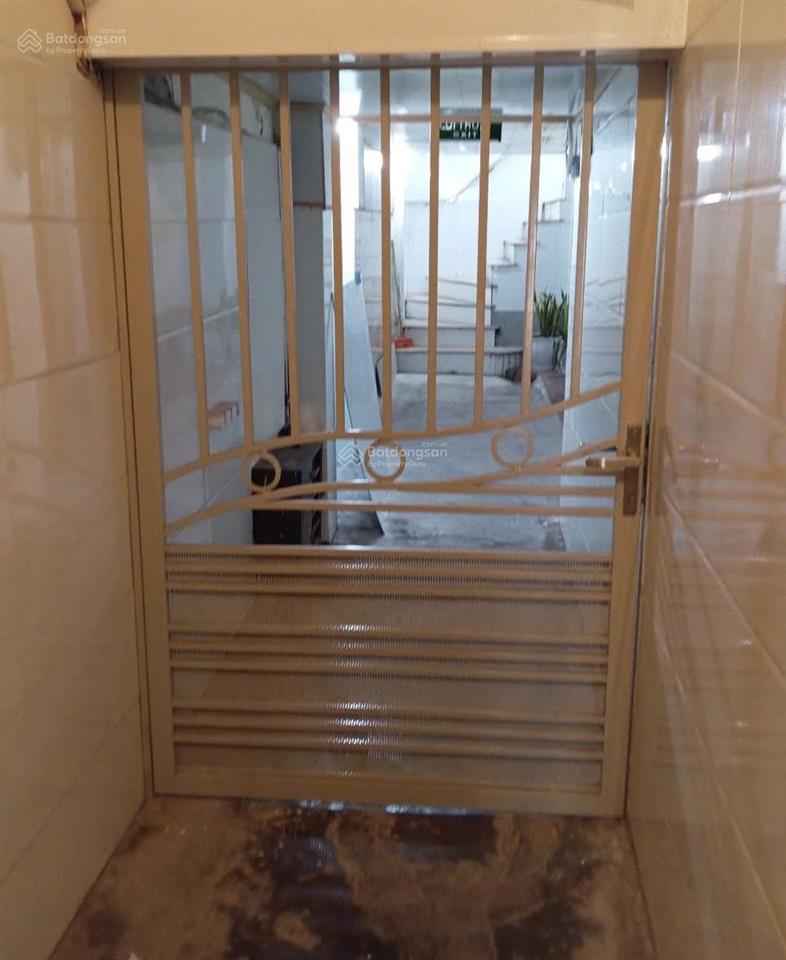 Bán nhà tầng 1  40m2 trung tâm hải phòng  ngõ 80 đường hoàng văn thụ (nhà cách đường chỉ 5m) 