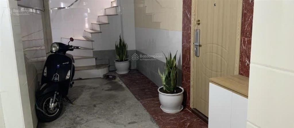 Bán nhà tầng 1  40m2 trung tâm hải phòng  ngõ 80 đường hoàng văn thụ (nhà cách đường chỉ 5m) 