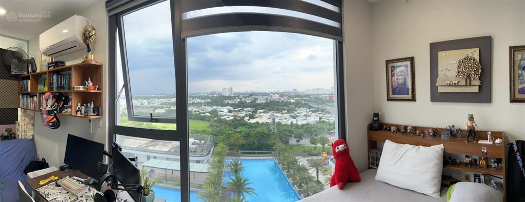 Căn hộ góc 53m2 b1 lầu cao, đẹp lavida plus  view nhìn bể bơi và sông lớn trước mặt
