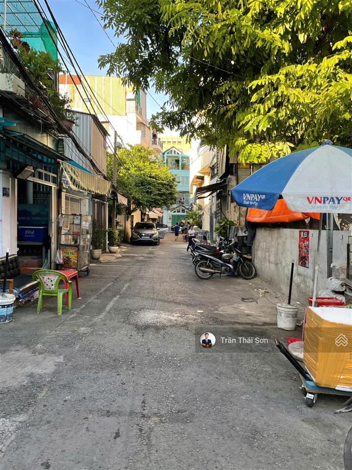 Đất xây dựng cao tầng nơ trang long, cần bán nhanh