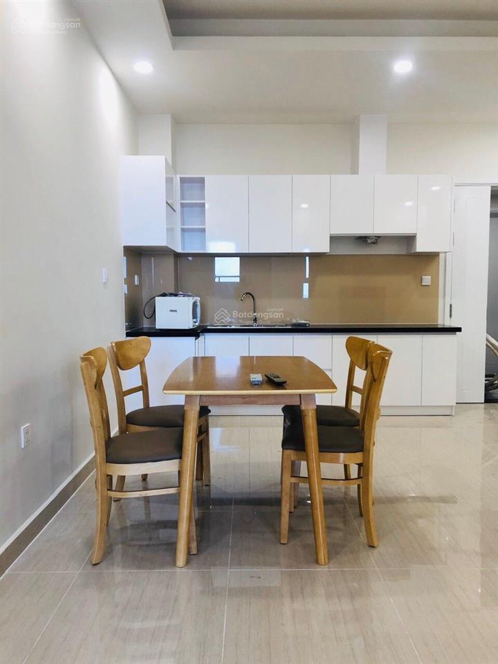 Dạ, em bán căn hộ 53m giá 2tỷ700tr (không nội thất, bao hết thuế phí), moonlight boulevard