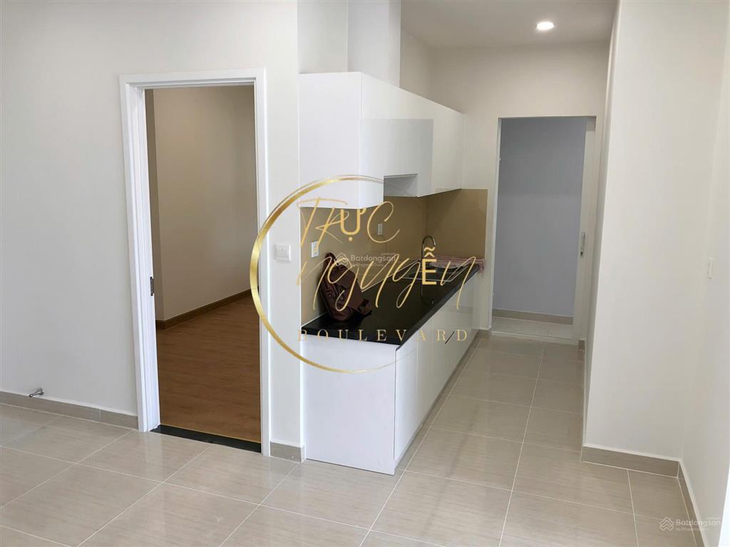 Em chuyển nhượng căn hộ 68,02m2/2pn/3,5 tỷ, không nội thất, bao hết thuế phí, có sẵn hợp đồng thuê