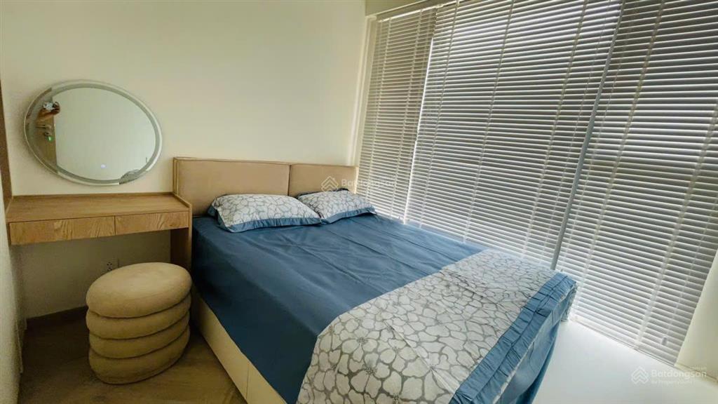Hot! cần cho thuê gấp căn hộ 2pn full nội thất lumiere boulevard free tiện ích, ở ngay