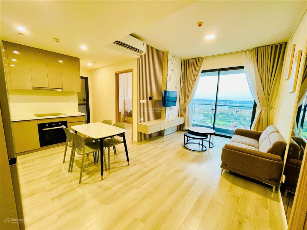 Cho thuê 2pn full nt, 15 tr/tháng. 2pn view sông, công viên & pháo hoa tại masteri centre point