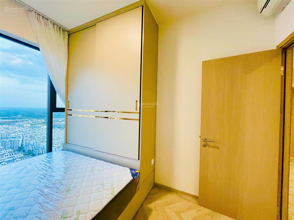 Cho thuê 2pn full nt, 15 tr/tháng. 2pn view sông, công viên & pháo hoa tại masteri centre point