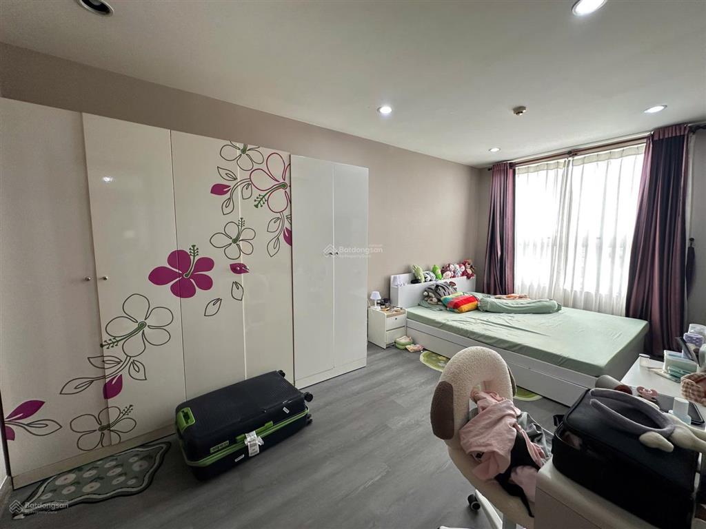 Căn hộ harmona 2pn2wc, lầu cao, view đông nam giá cực tốt.  tiến vũ xem thực tế