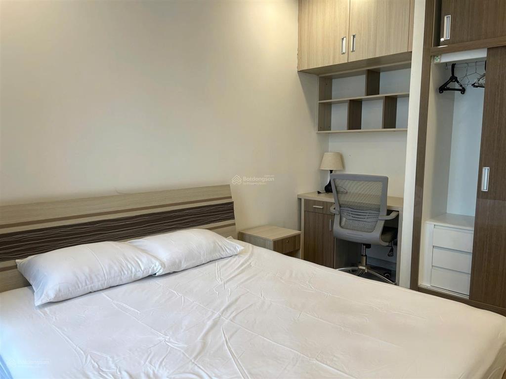 Cho thuê 1pn, 51m2, ntcb, vinhomes golden river ba son, view thoáng, giá tốt.  0901 535 ***