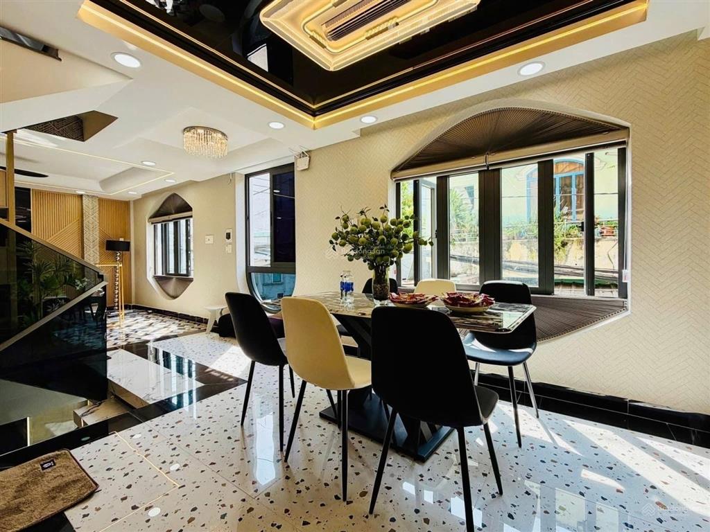 Mặt tiền thụt lê văn thọ, ngay gần cv làng hoa, chợ hạnh thông tây, hẻm xe tải. chỉ 8,8 tỷ
