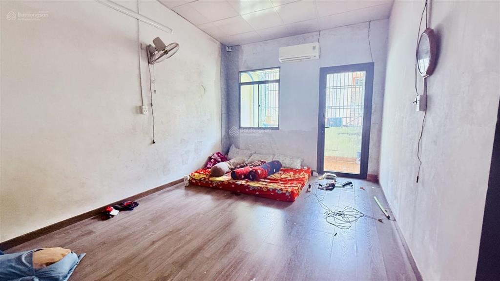 Nhà bán chính chủ hẻm xe hơi 6m thông tứ tung ngay gần cv văn hóa làng hoa. giá chỉ 5.85 tỷ