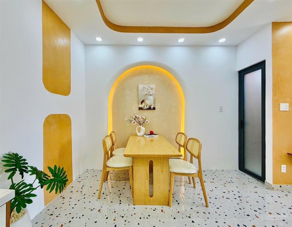 Bán nhà gần lê văn thọ, full nội thất, hẻm thông tứ phía. 2 tấm đúc  giá chỉ 4,05 tỷ