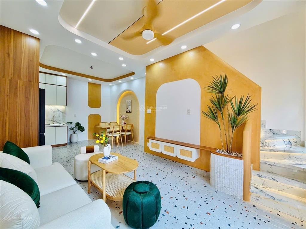 Bán nhà gần lê văn thọ, full nội thất, hẻm thông tứ phía. 2 tấm đúc  giá chỉ 4,05 tỷ