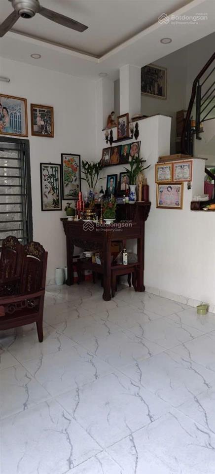 Bán nhà ngay mercedes quang trung, hẻm ô tô 3 tầng 93m2 5pn 3wc. giá chỉ 7.99tỷ.  0932 127 ***