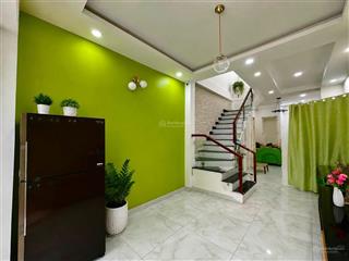 Nhà chính chủ đối diện cityland  2 tầng  2pn, 2wc giá chỉ 4.68 tỷ